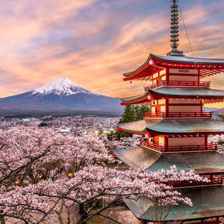 Beautiful landscape scenery of Chureito Pagoda and Mt Fuji in Japan